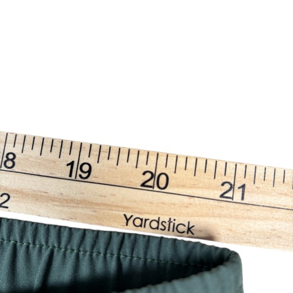 Eddie Bauer Women's Green Elastic Waist Slit Hem Ankle Traveler‎ Pants Size XXL - Picture 7 of 9